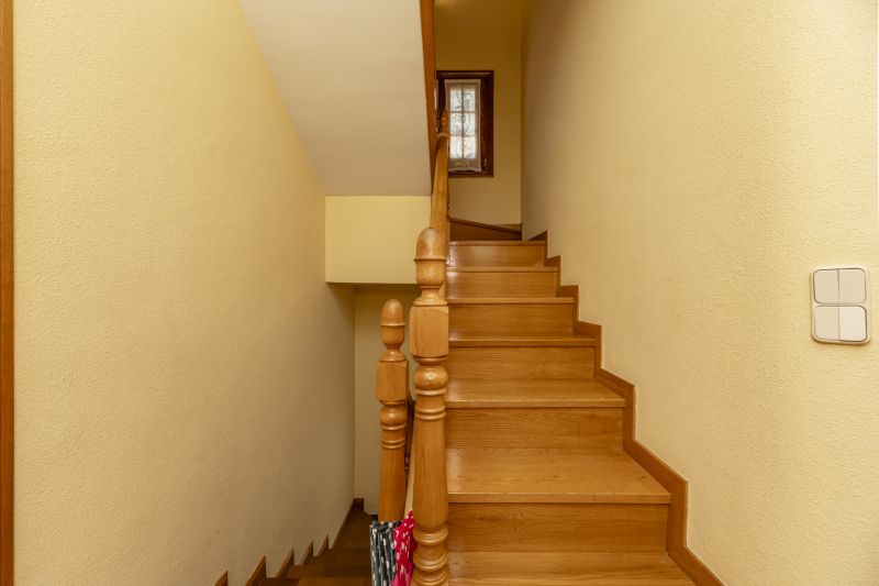 Stair Banister Installation in Conroe, TX