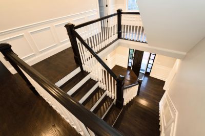 Get Access to Multiple Levels with Staircase Building!